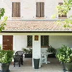 Country Bed and breakfast Módena