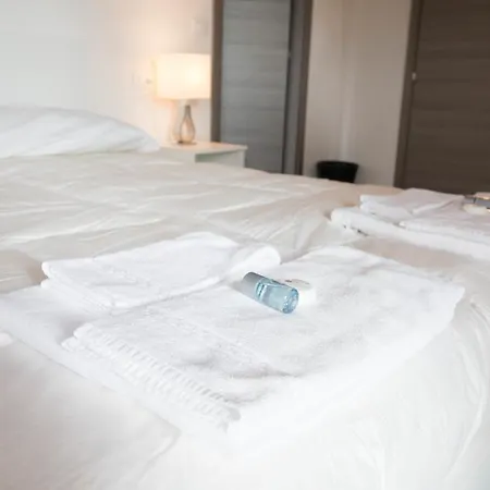 Country Модена